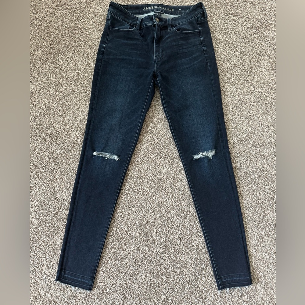 American Eagle size 6 long high rise raw hem jegging